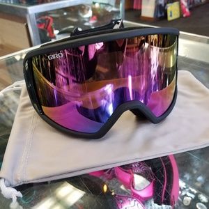 Ski/snowboard goggles